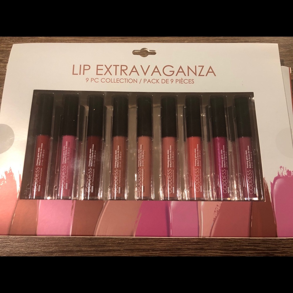Set of 9 lip glosses